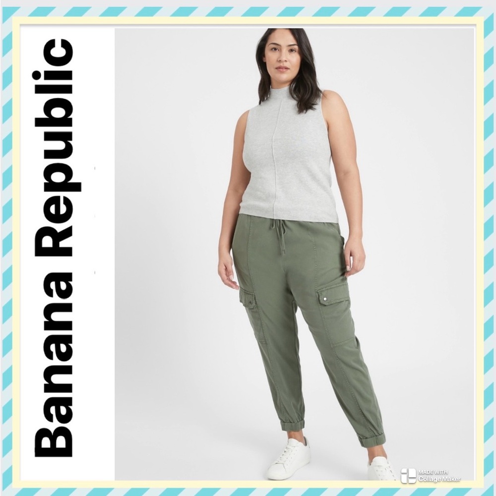 Banana Republic Women's Green Jogger Pants
